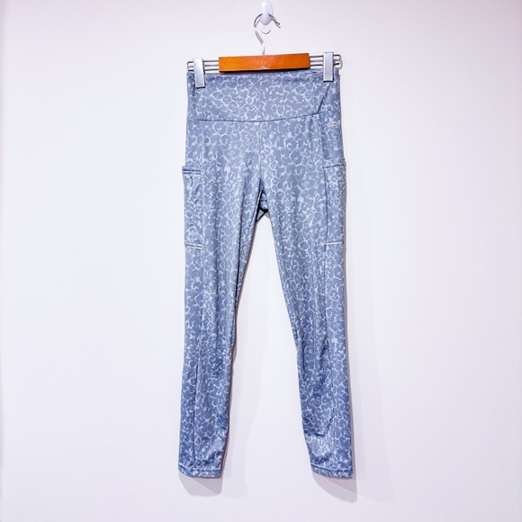 ECHT Apparel Grey Cheetah Leggings - Picture 5 of 8